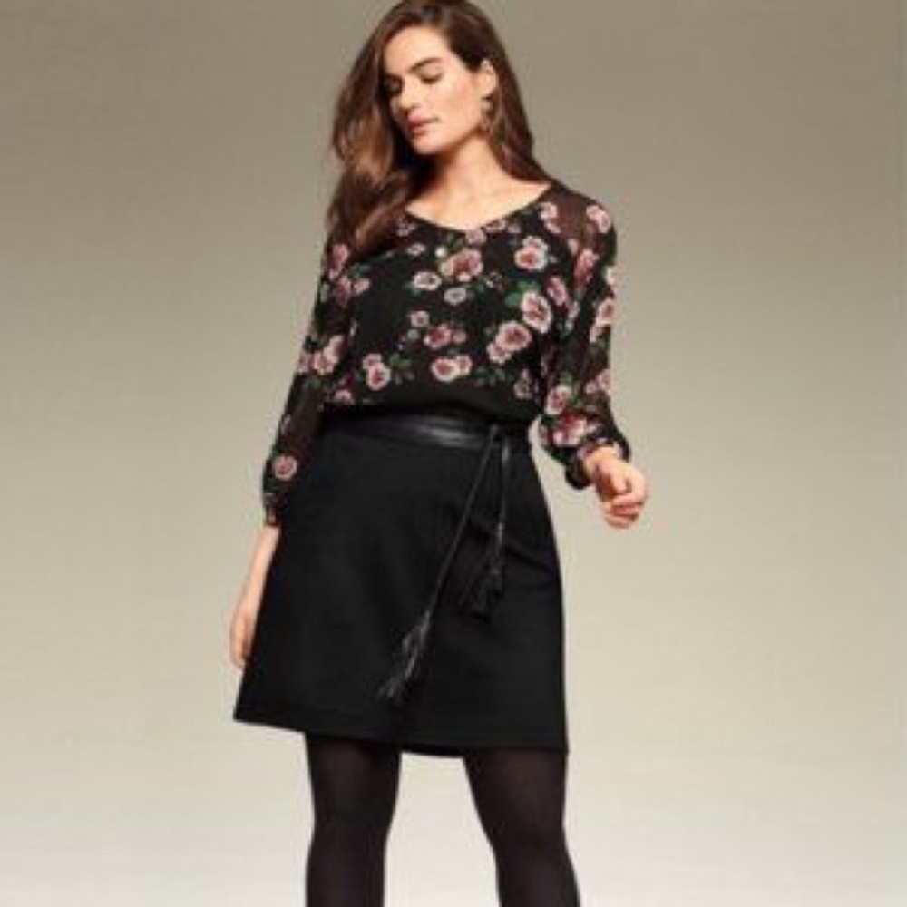 Cabi Black Agency Skirt style 3583 size 6